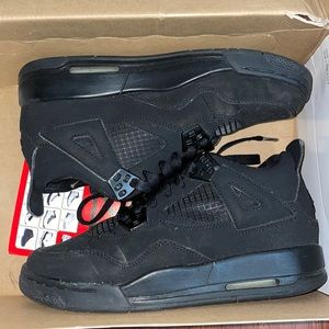 Air Jordan 4 retro grade school size 4.5